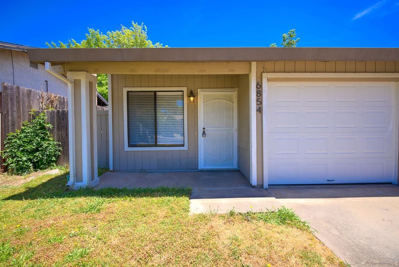 6852 6852 - 6854 Concert Way - Photo 2 of 19