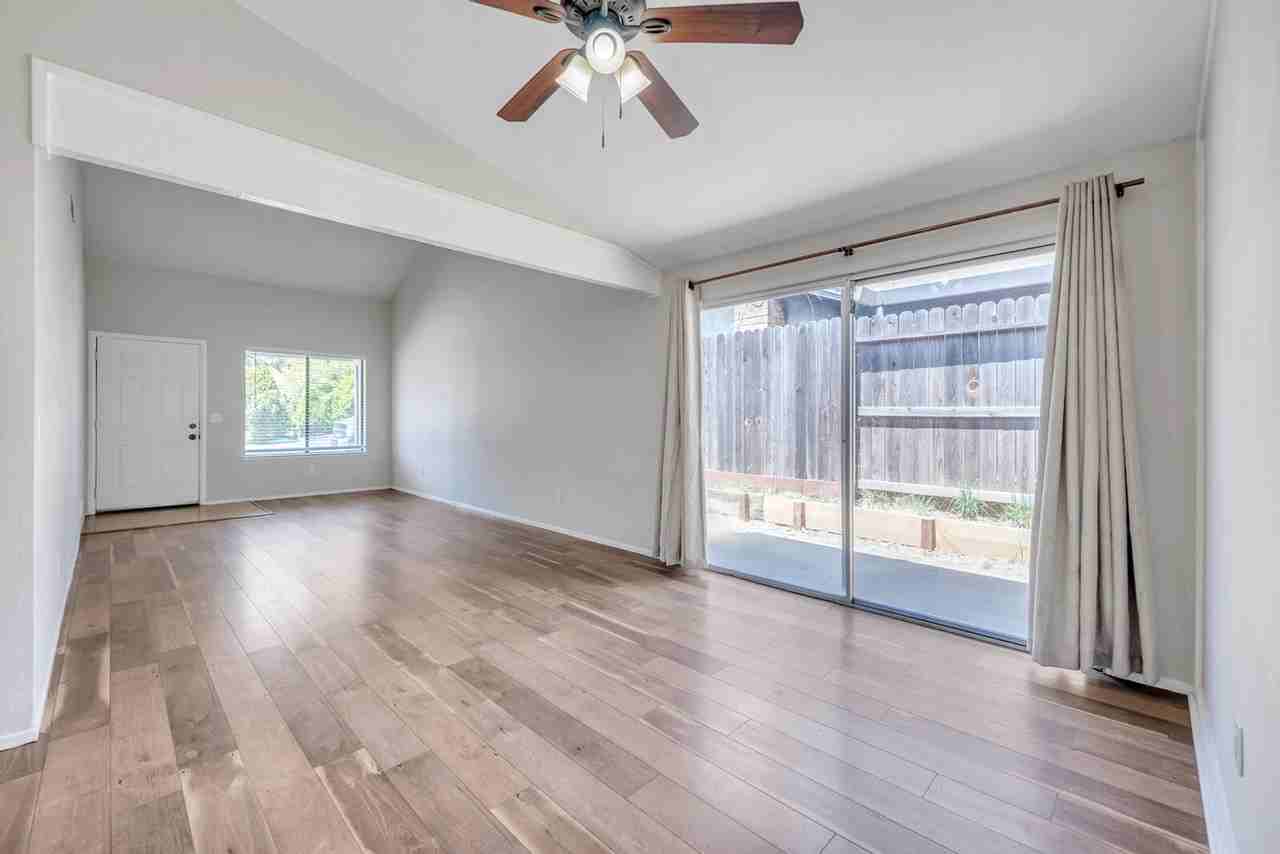 6852 6852 / 6854 Concert Way - Photo 5 of 20