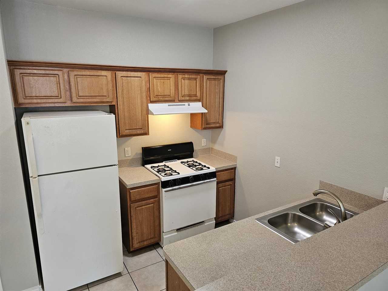 7617 Bennett Ave #B - Photo 4 of 10