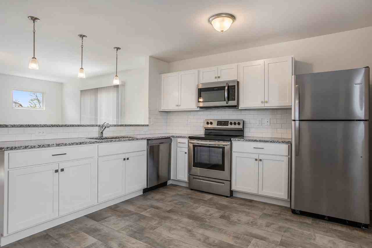 2644 Blooming Bud Ln Se - Photo 2 of 21