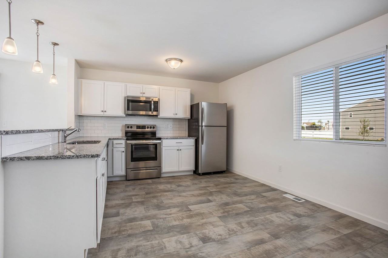 108 Forest Way - Photo 2 of 21