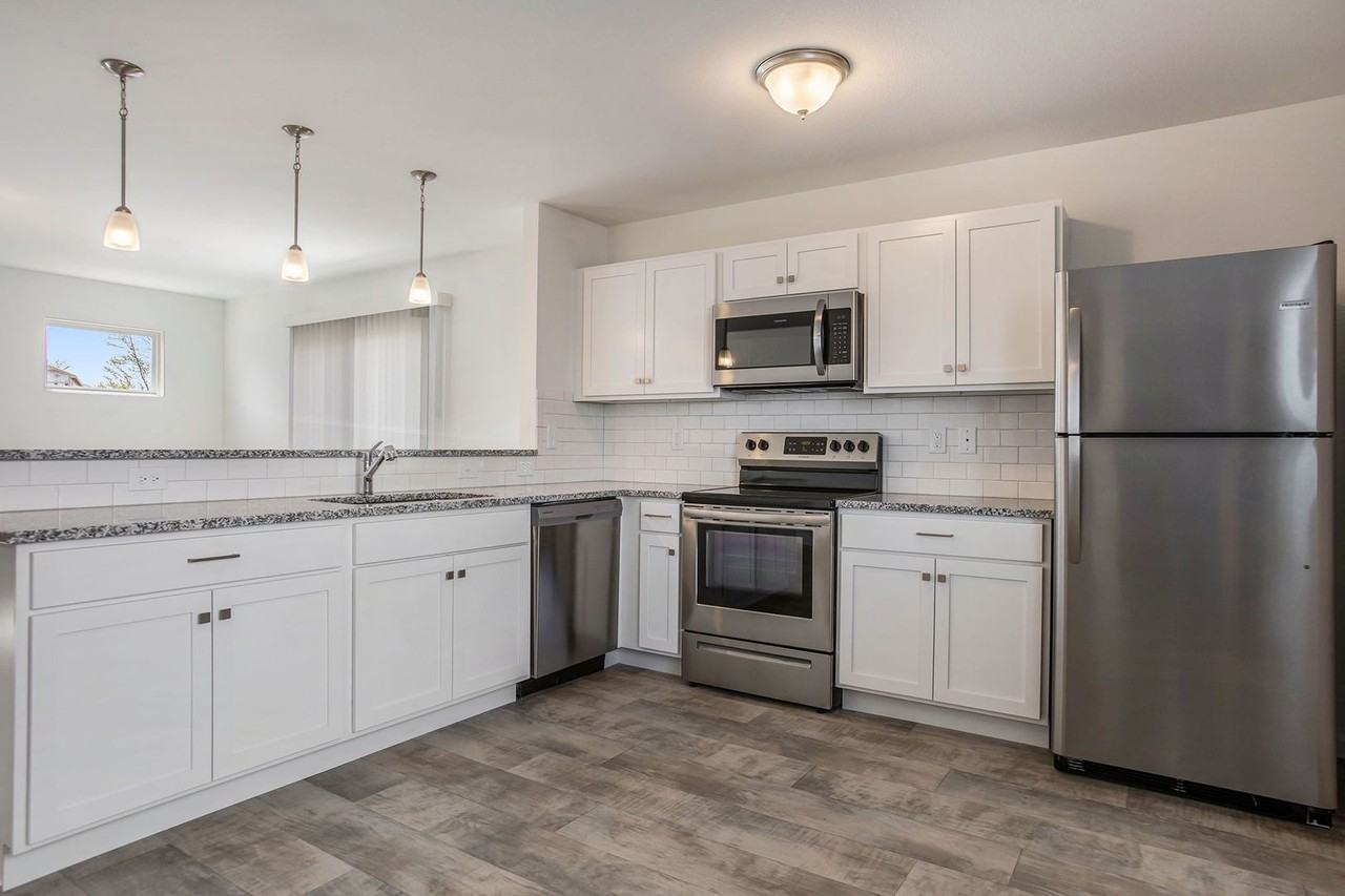 108 Forest Way - Photo 3 of 21