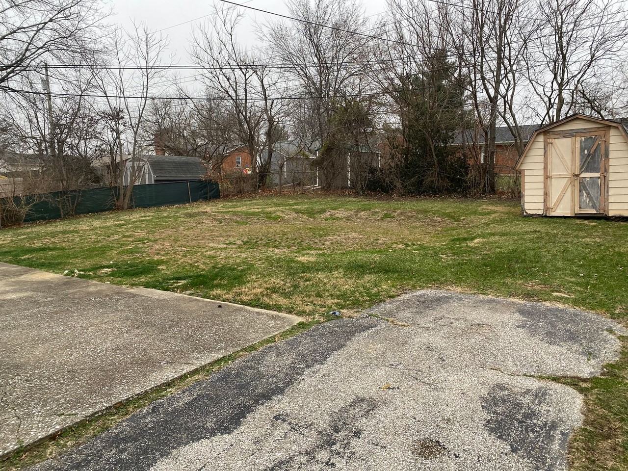 788 Marcella St - Photo 2 of 10