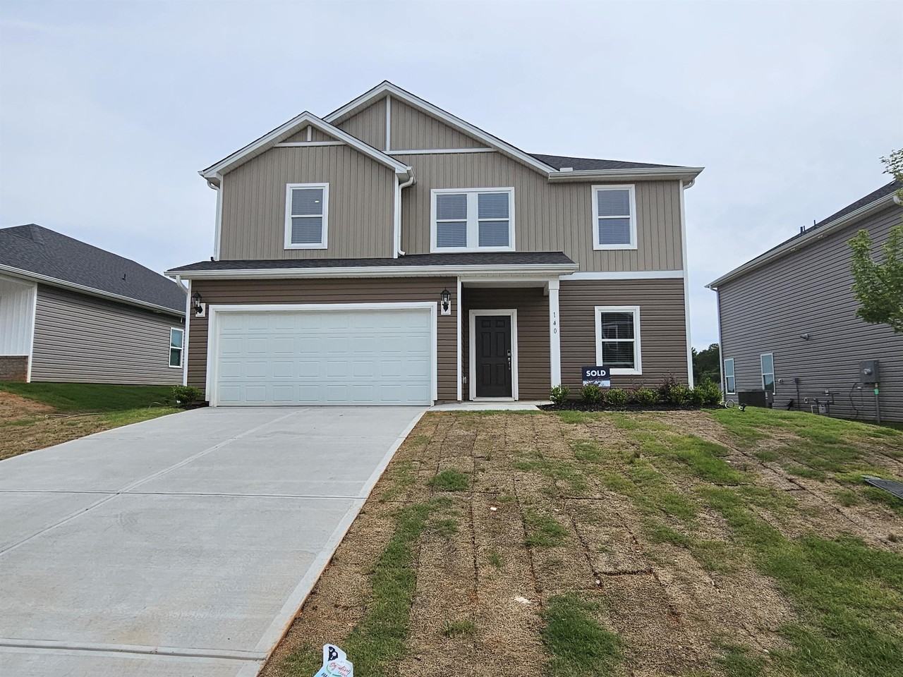 140 Lavinia Cir #1 - Photo 3 of 49