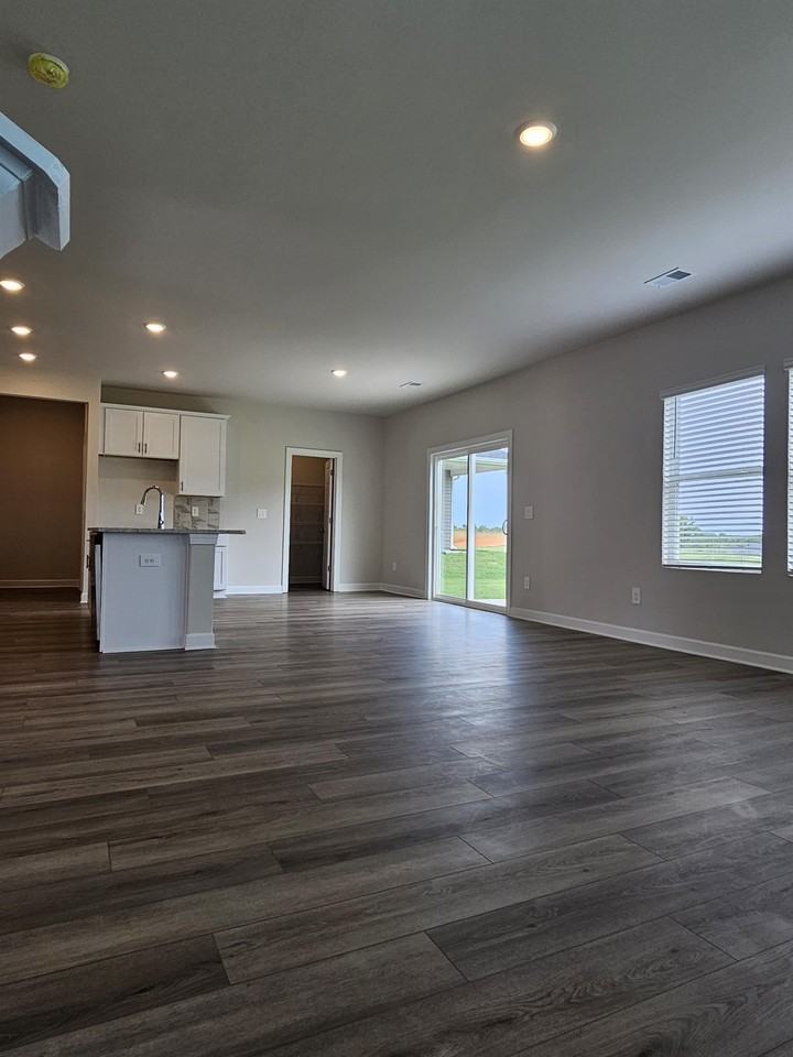 140 Lavinia Cir #1 - Photo 7 of 49