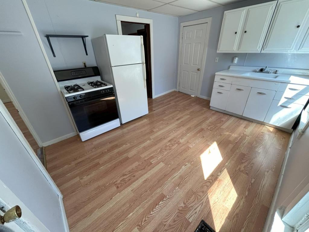 3628 Fremont St - Photo 3 of 8