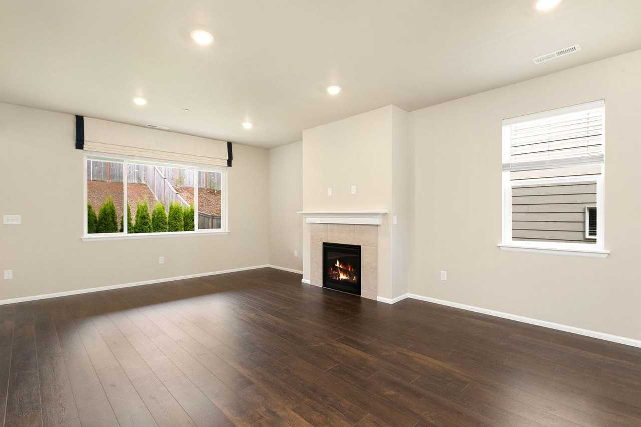 905 Timberline Ave - Photo 5 of 16