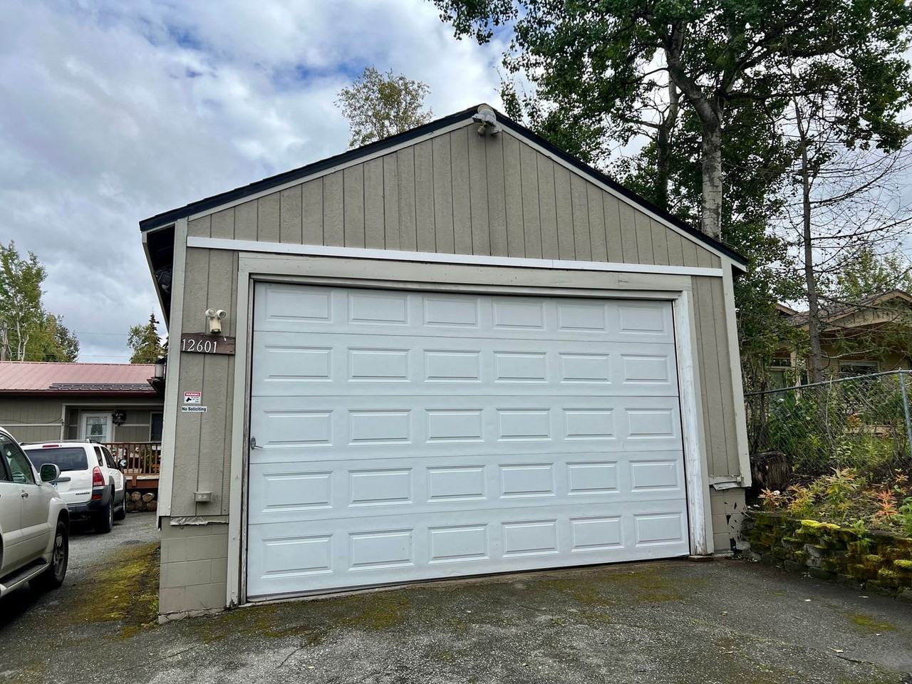 12601 Brandon St - Photo 2 of 13