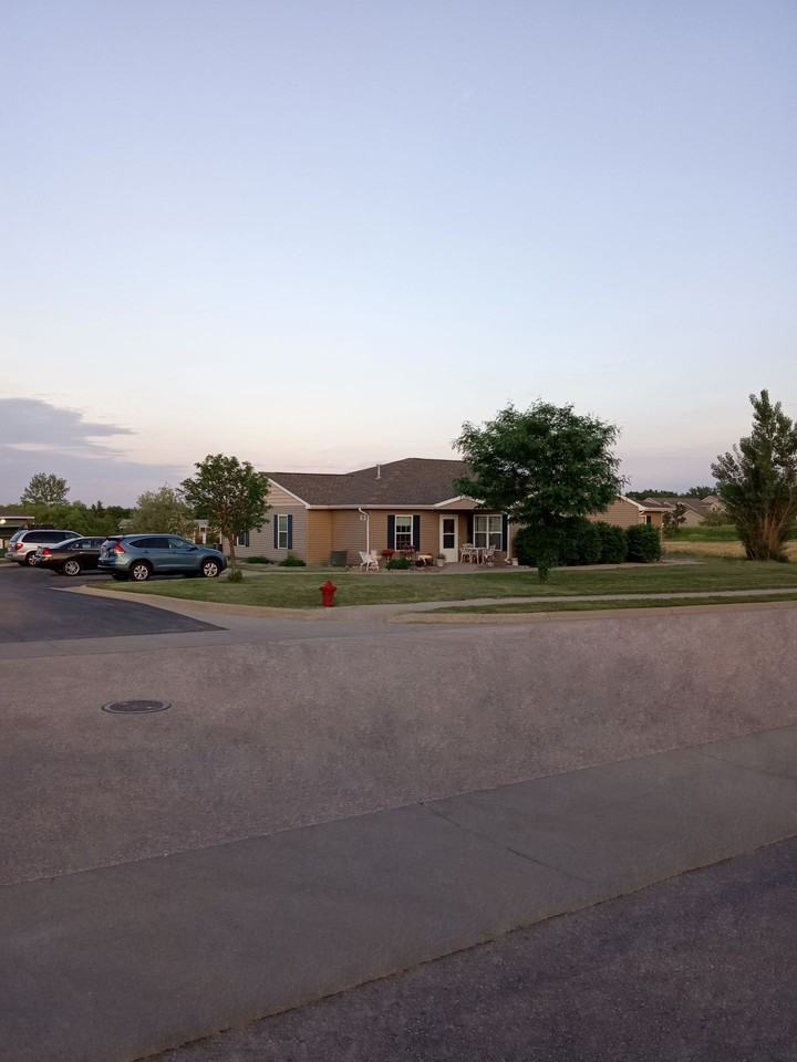 Edgewood Estates - Photo 3 of 11