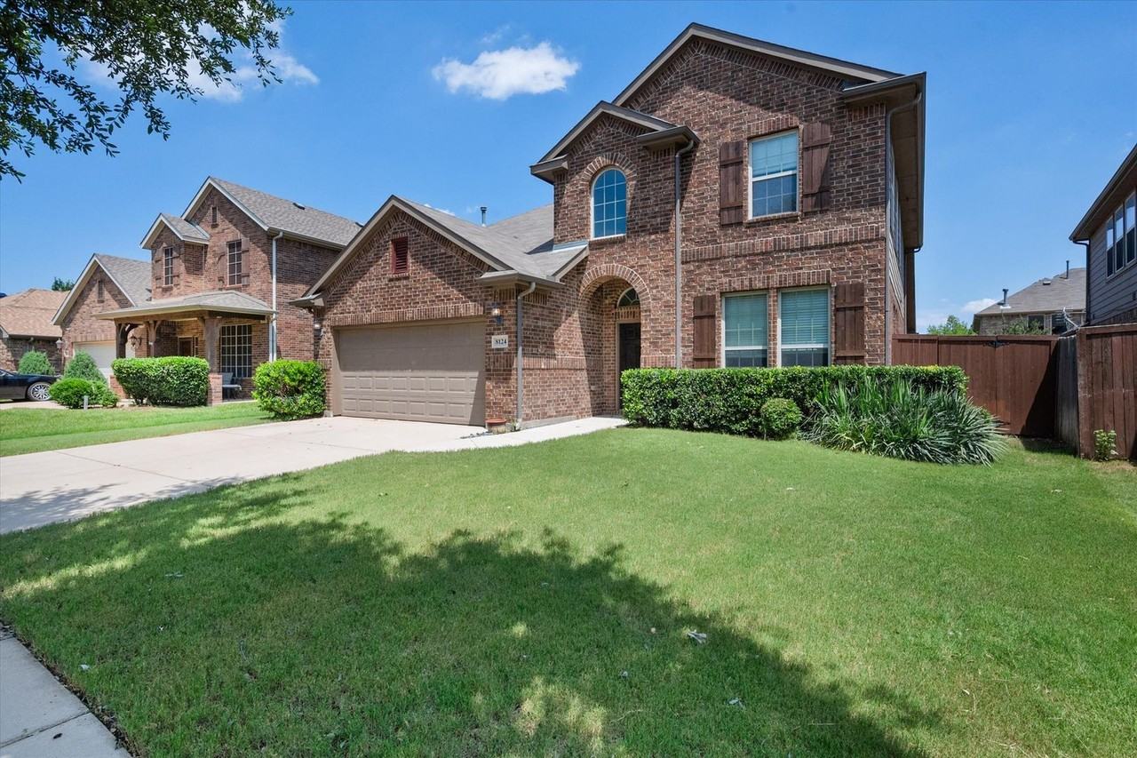 8124 Black Sumac Dr - Photo 3 of 41