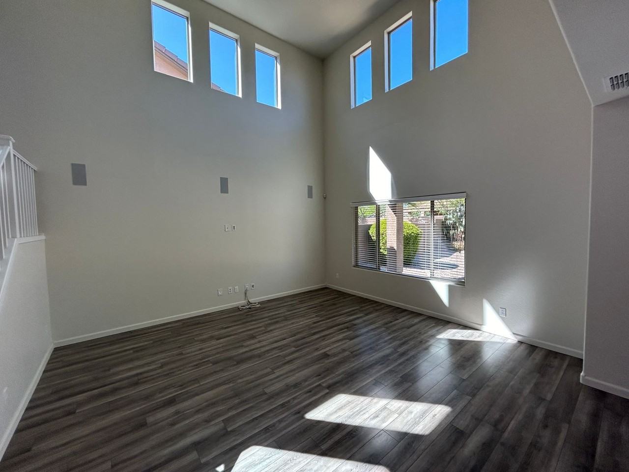 17778 W Hadley St - Photo 3 of 29