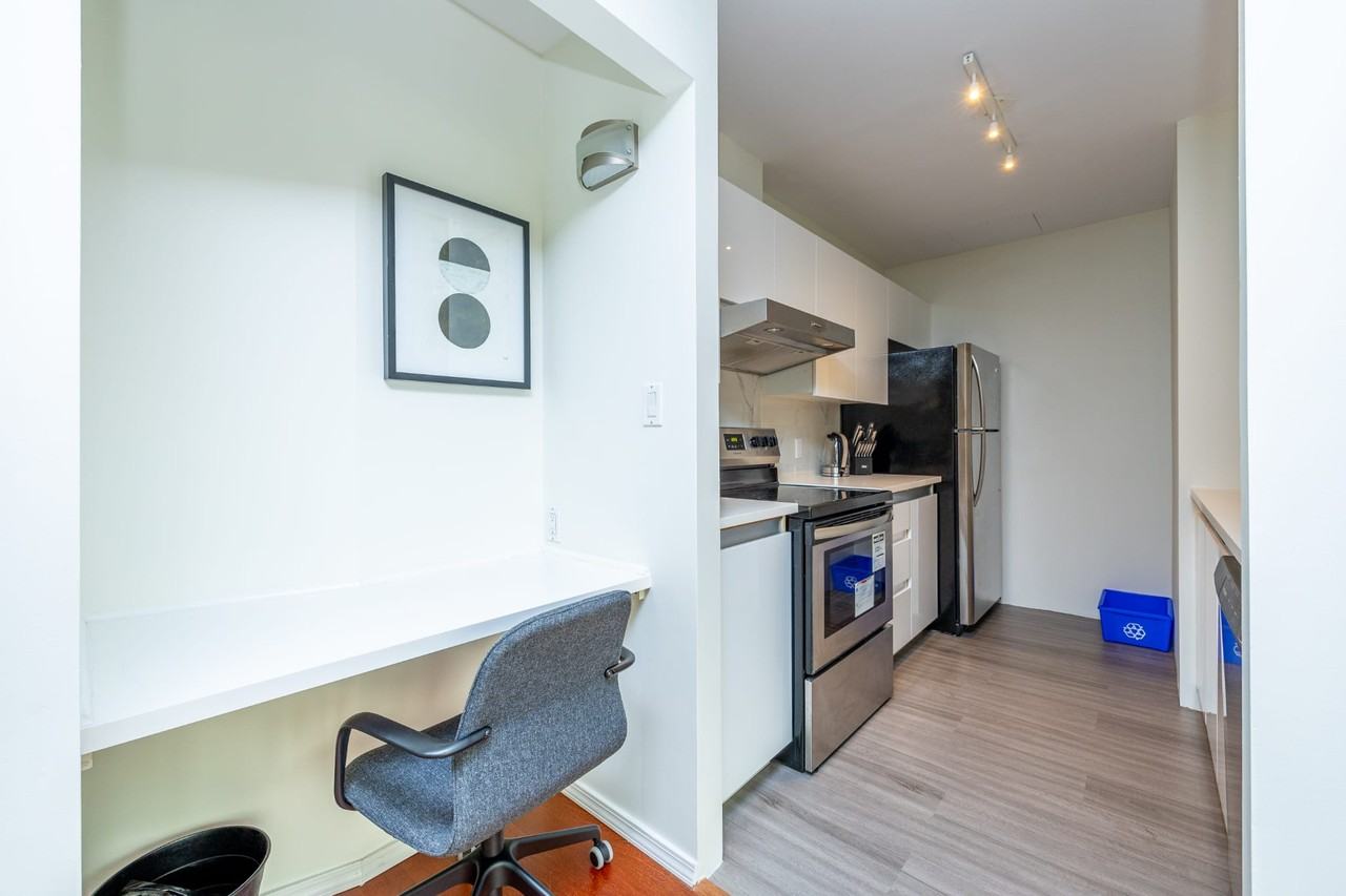 989 Nelson Street - Photo 5 of 15