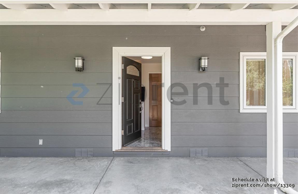 731 Westminster Ln - Photo 2 of 36