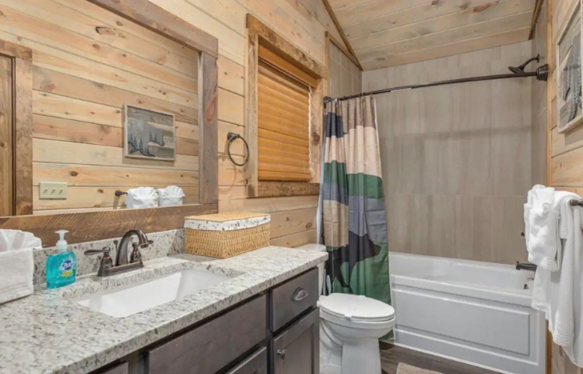 910 Pine Cone Way #NA - Photo 3 of 29
