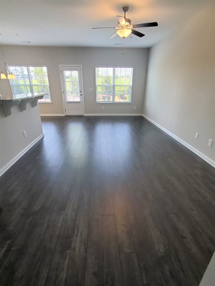 Kinsale Dr #320 - Photo 3 of 24