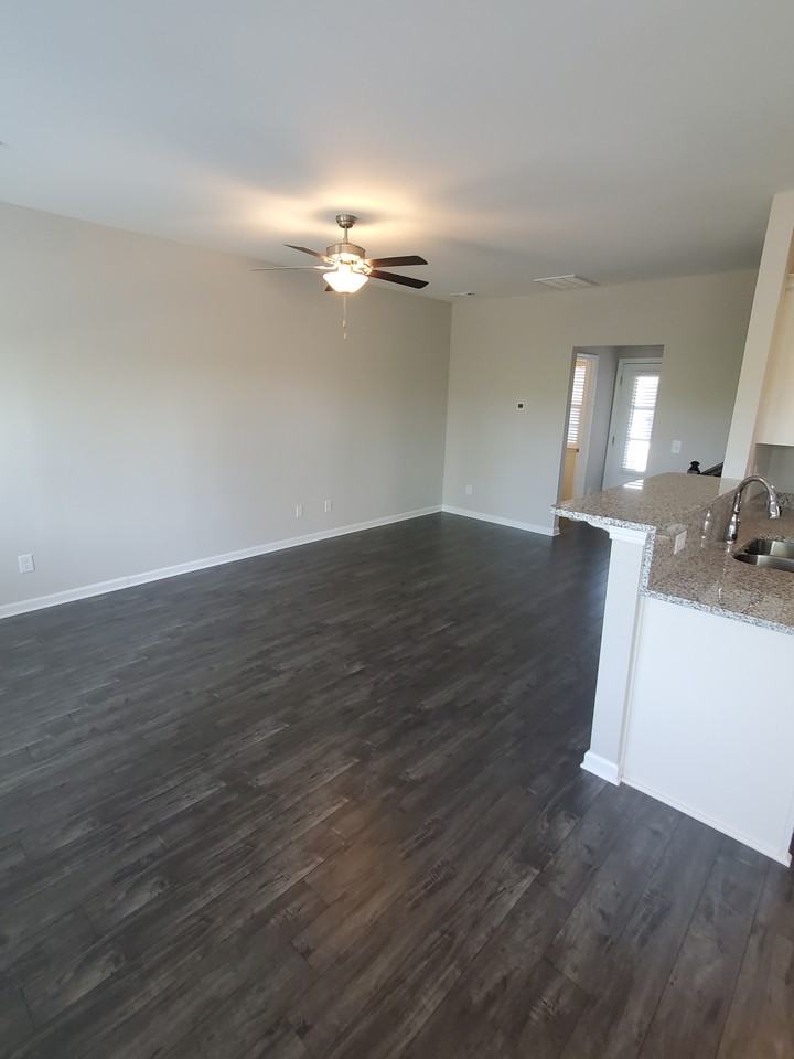 Kinsale Dr #320 - Photo 4 of 24