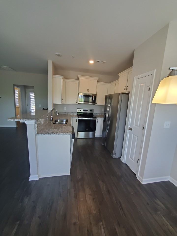 Kinsale Dr #320 - Photo 5 of 24