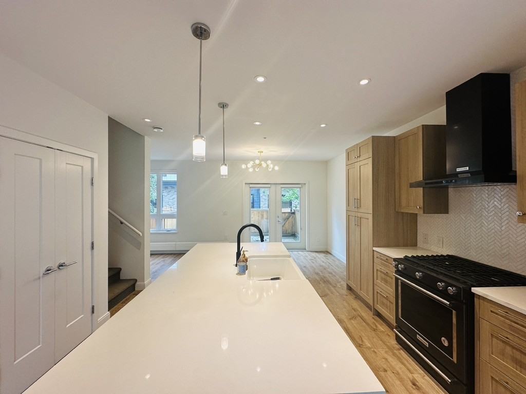 525 2nd Street East #124 - Photo 6 of 28