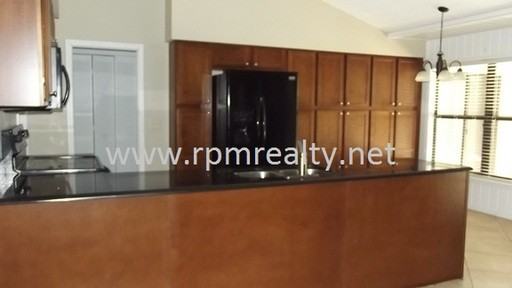 9153 Pristine Cir - Photo 3 of 10