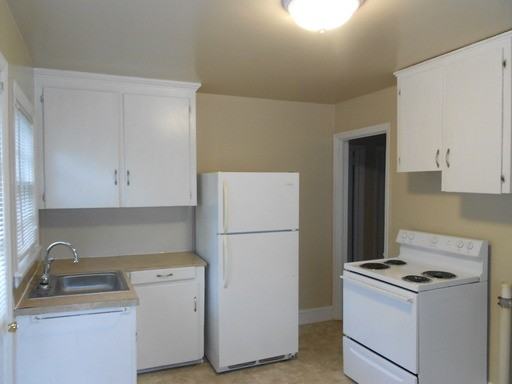 3451 Washburn Ave - Photo 2 of 9