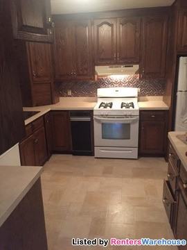 6210 Trinity Dr NE - Photo 2 of 13