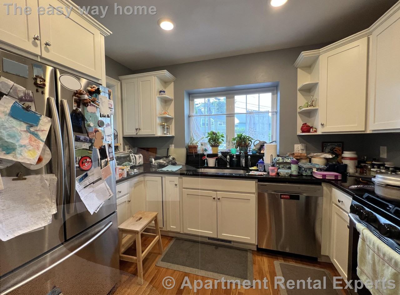 48 Maynard St #1 - Photo 2 of 20