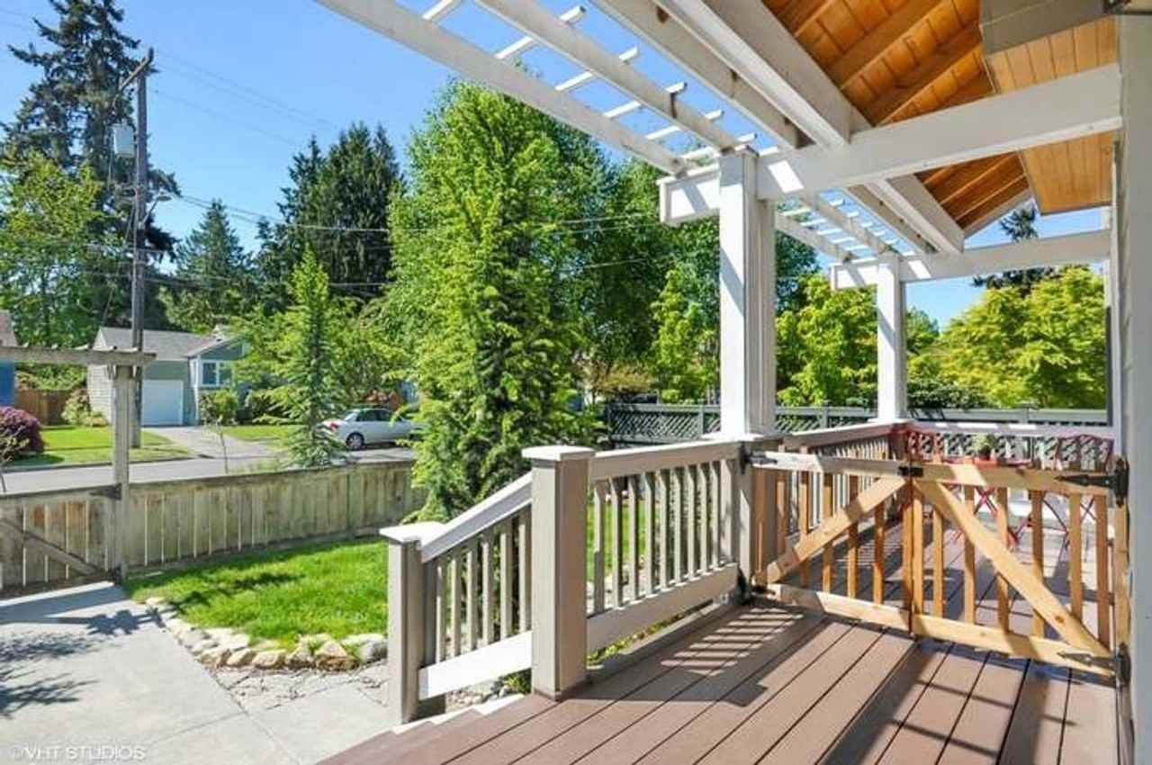 3548 Northeast 86th Street - Photo 3 of 24