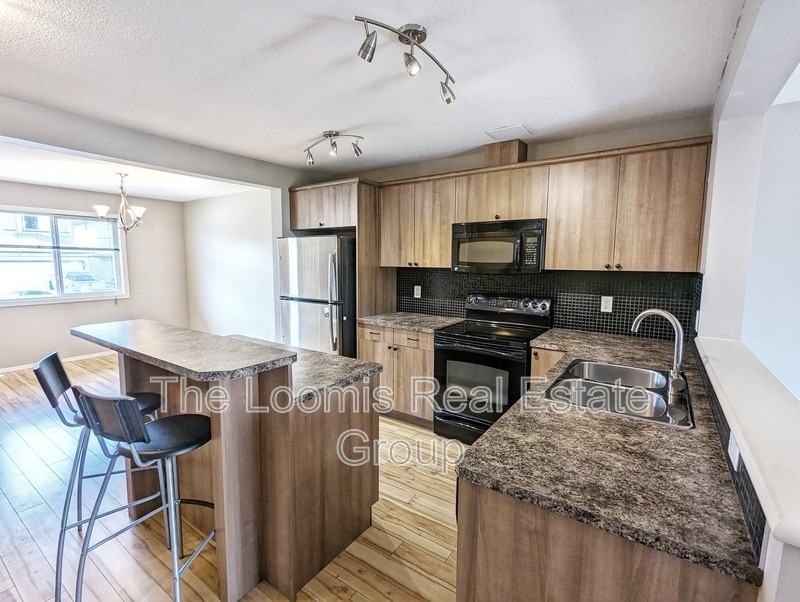 3751 12 St Nw #15 - Photo 2 of 14