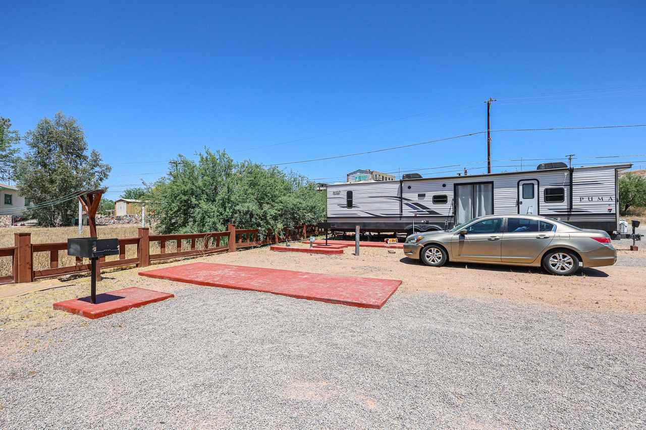 123 W Quarelli St - Photo 3 of 8