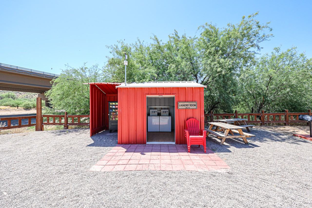 123 W Quarelli St - Photo 6 of 8