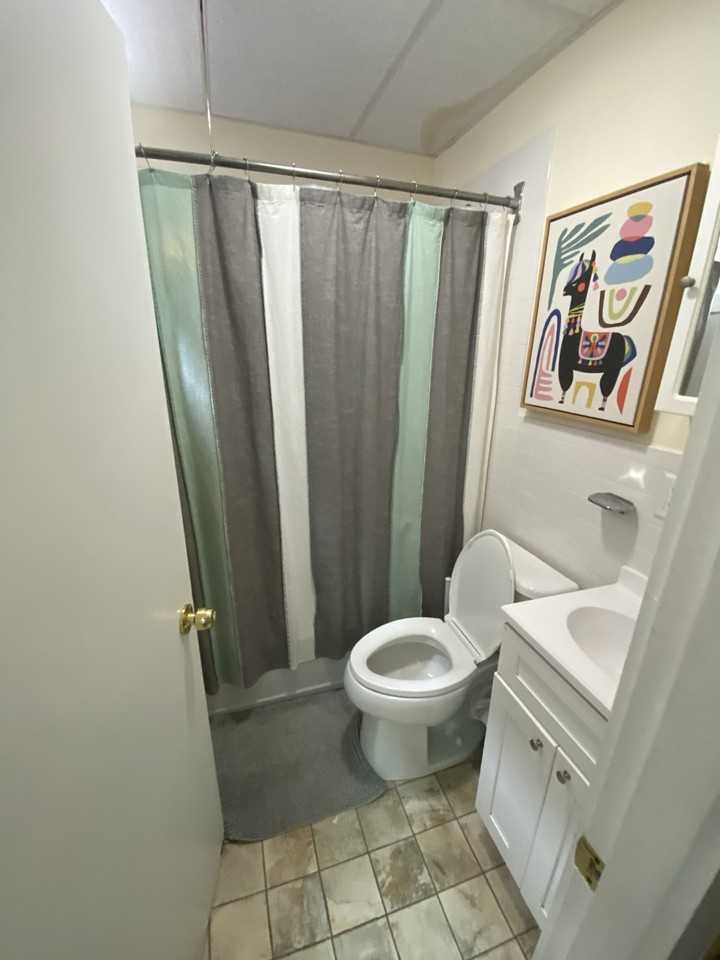 Windsor St #1 - Photo 6 of 11