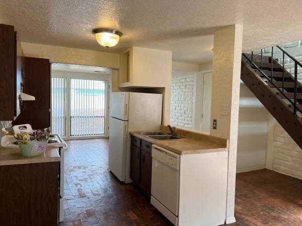 704 Truman St Ne - Photo 5 of 38