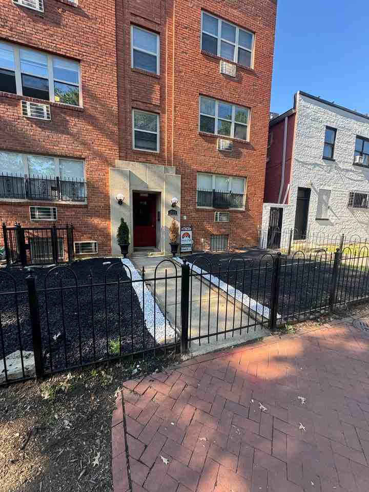 1010 P St Nw - Photo 2 of 33