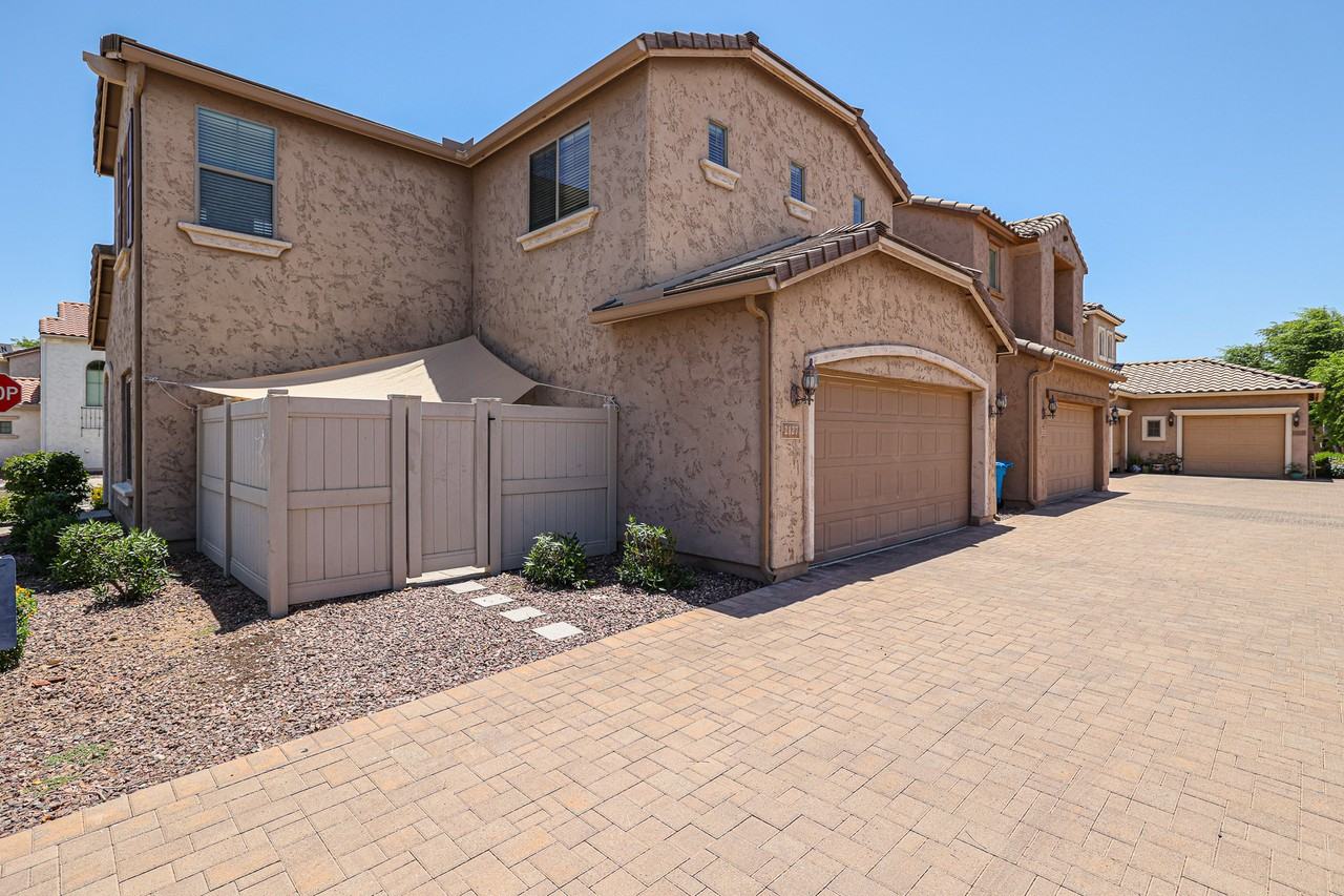 2127 W Monte Cristo Ave - Photo 6 of 34