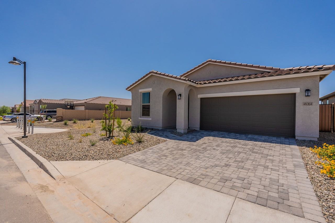 48364 N Basilio St - Photo 2 of 43