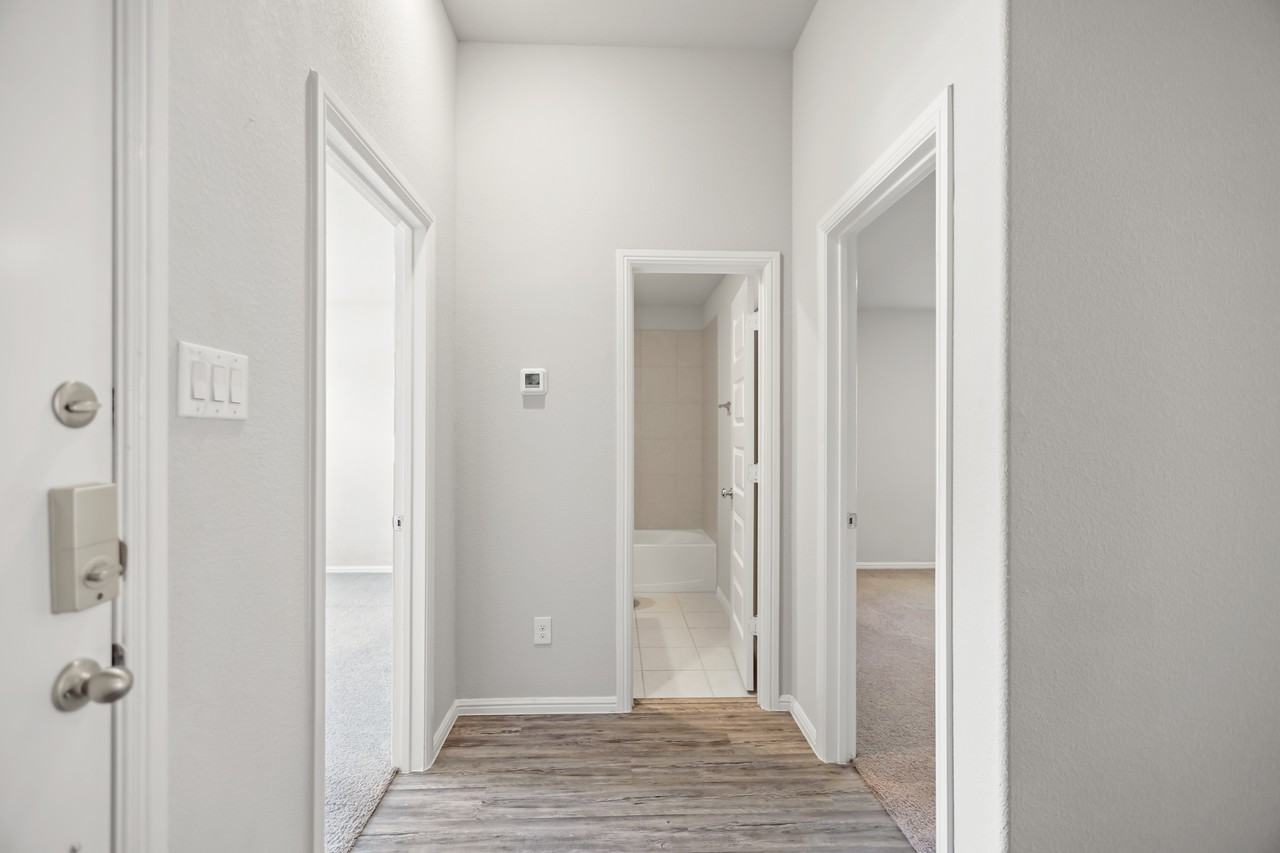 8104 Pistache Ave - Photo 3 of 27