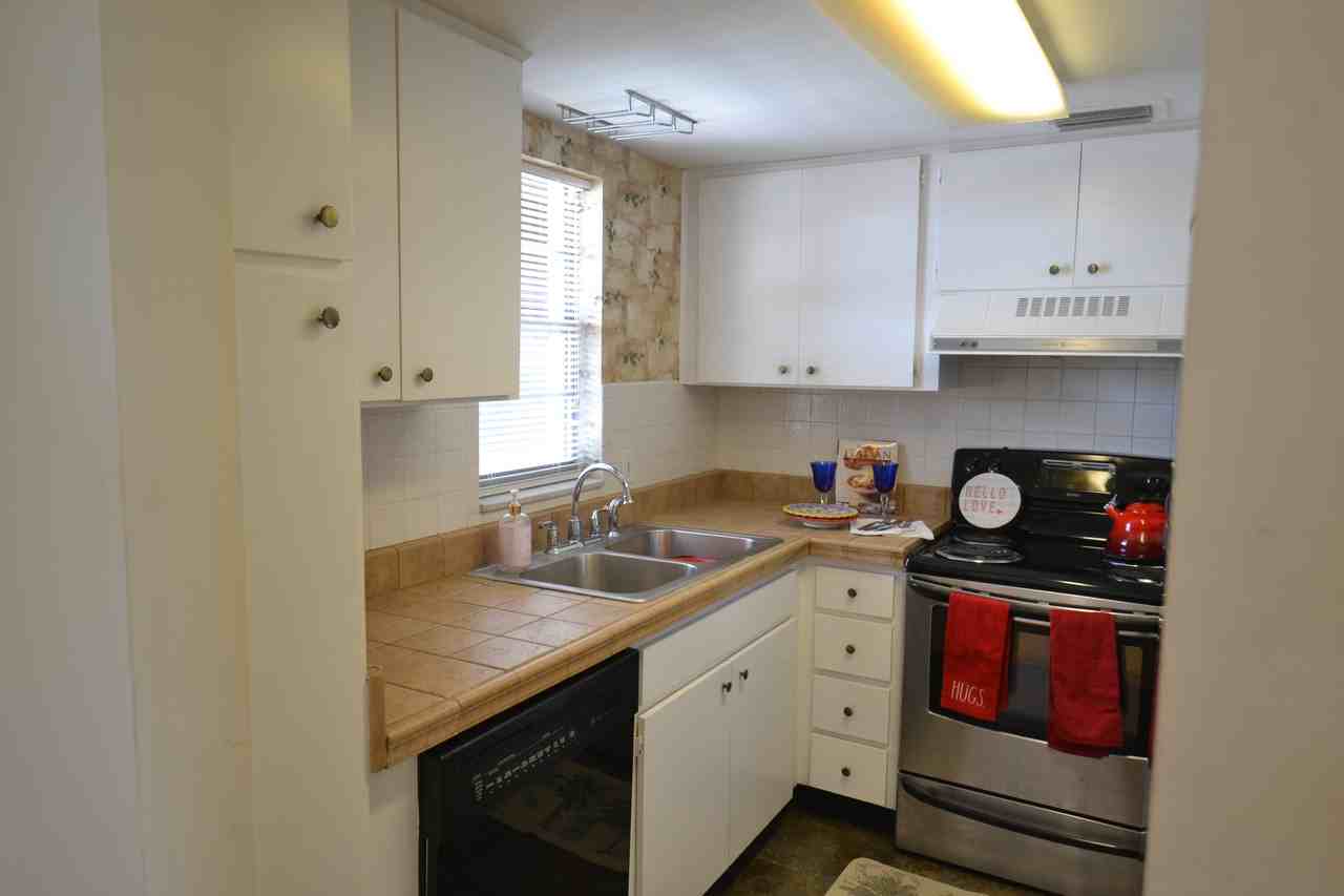 5154 Turquoise Ln #207 - Photo 7 of 32