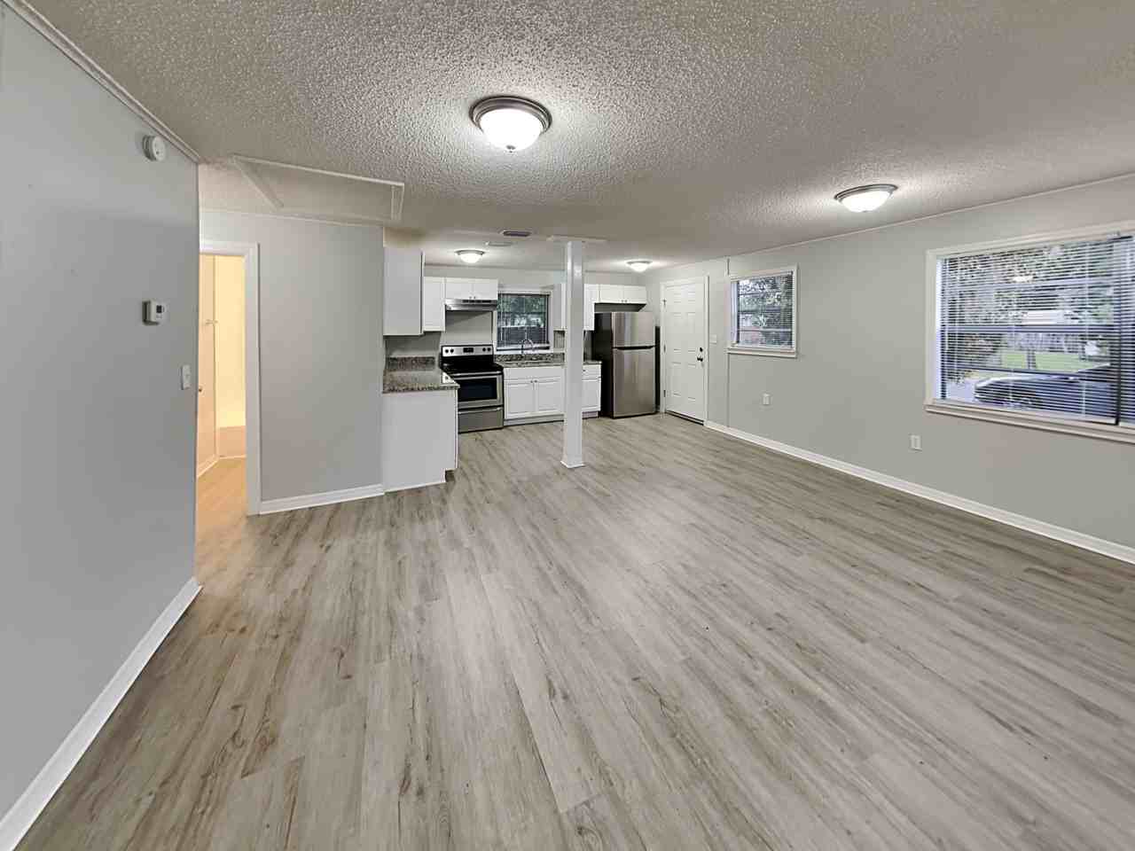 1218 E Bougainvillea Ave - Photo 3 of 19