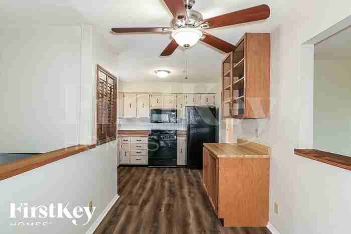 11120 Fawnhaven Dr - Photo 3 of 16
