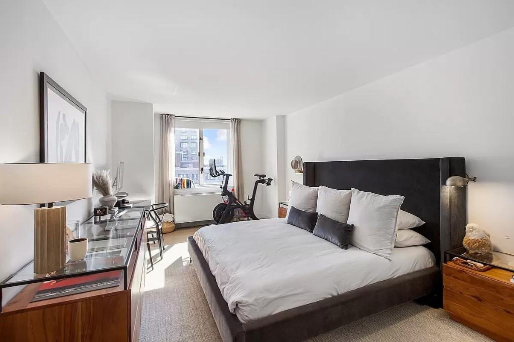 Rector Pl #10J - Photo 3 of 13