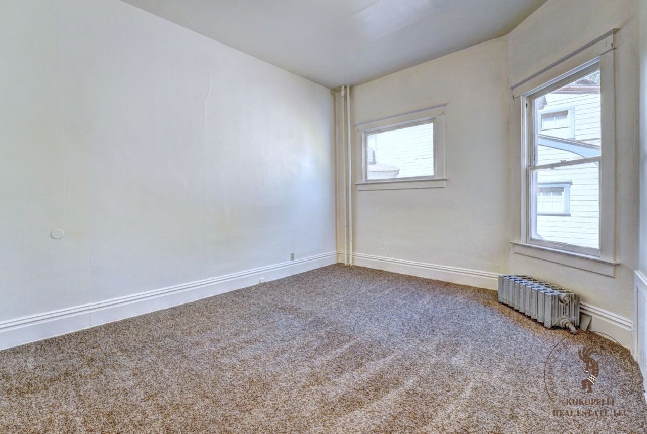 828 Grand Avenue - Photo 4 of 12