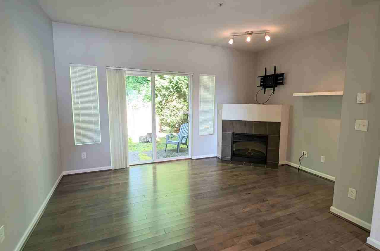 15720 Manor Way #I5 - Photo 3 of 18