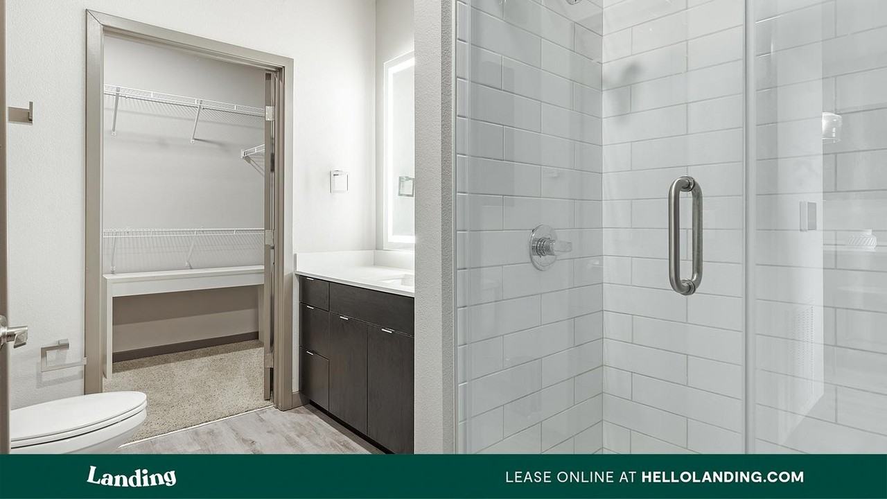 3150 W Twain Avenue - Photo 7 of 50