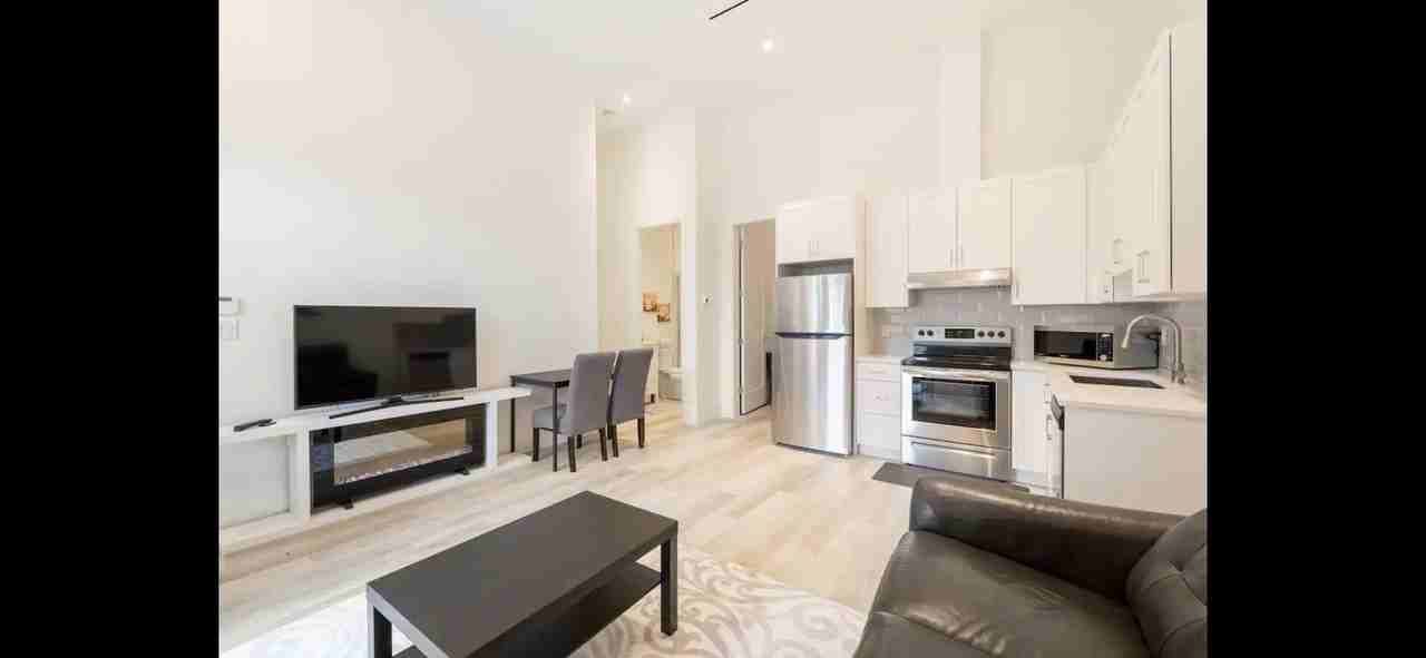 4027 Nithsdale Street - Photo 2 of 10