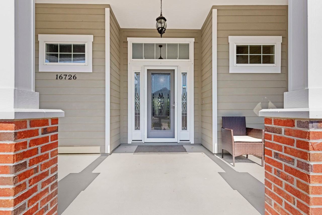 16726 Nw 167th St - Photo 3 of 38