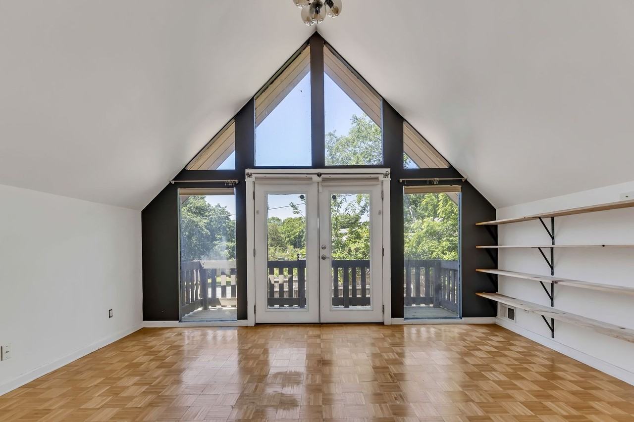 272 Rio Vista Dr - Photo 2 of 38