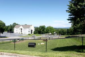 featured image of 1340 Hunters Rd Apt G #Apt G