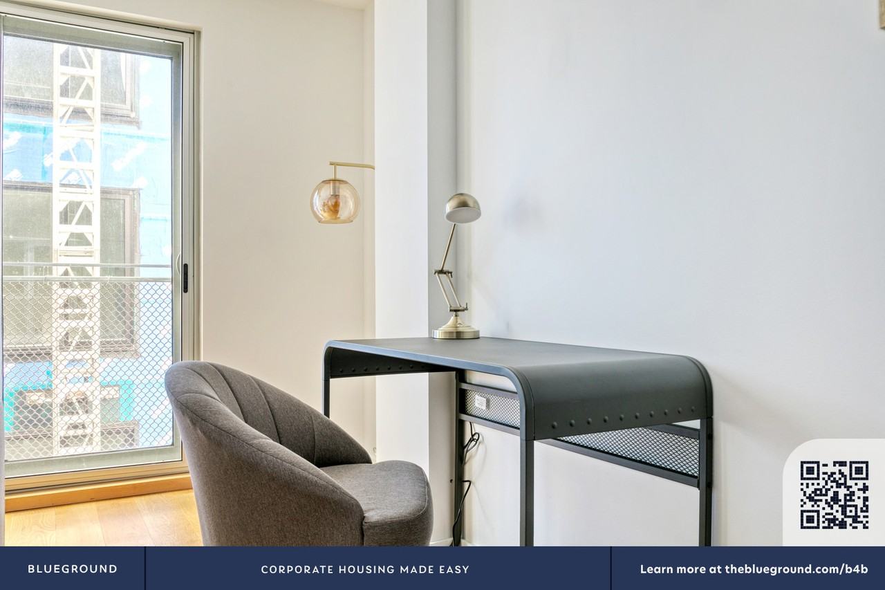 26 W Broadway #581 - Photo 5 of 27