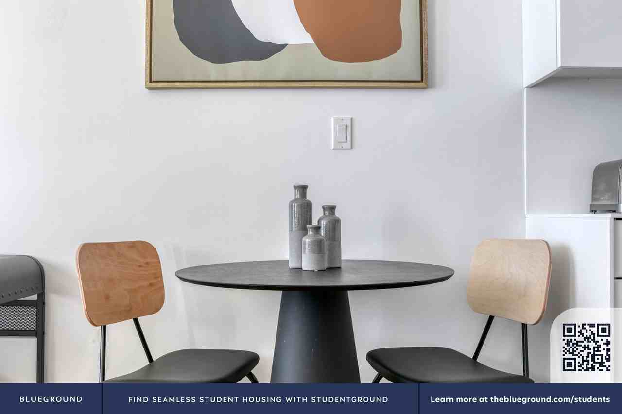 26 W Broadway #581 - Photo 6 of 27