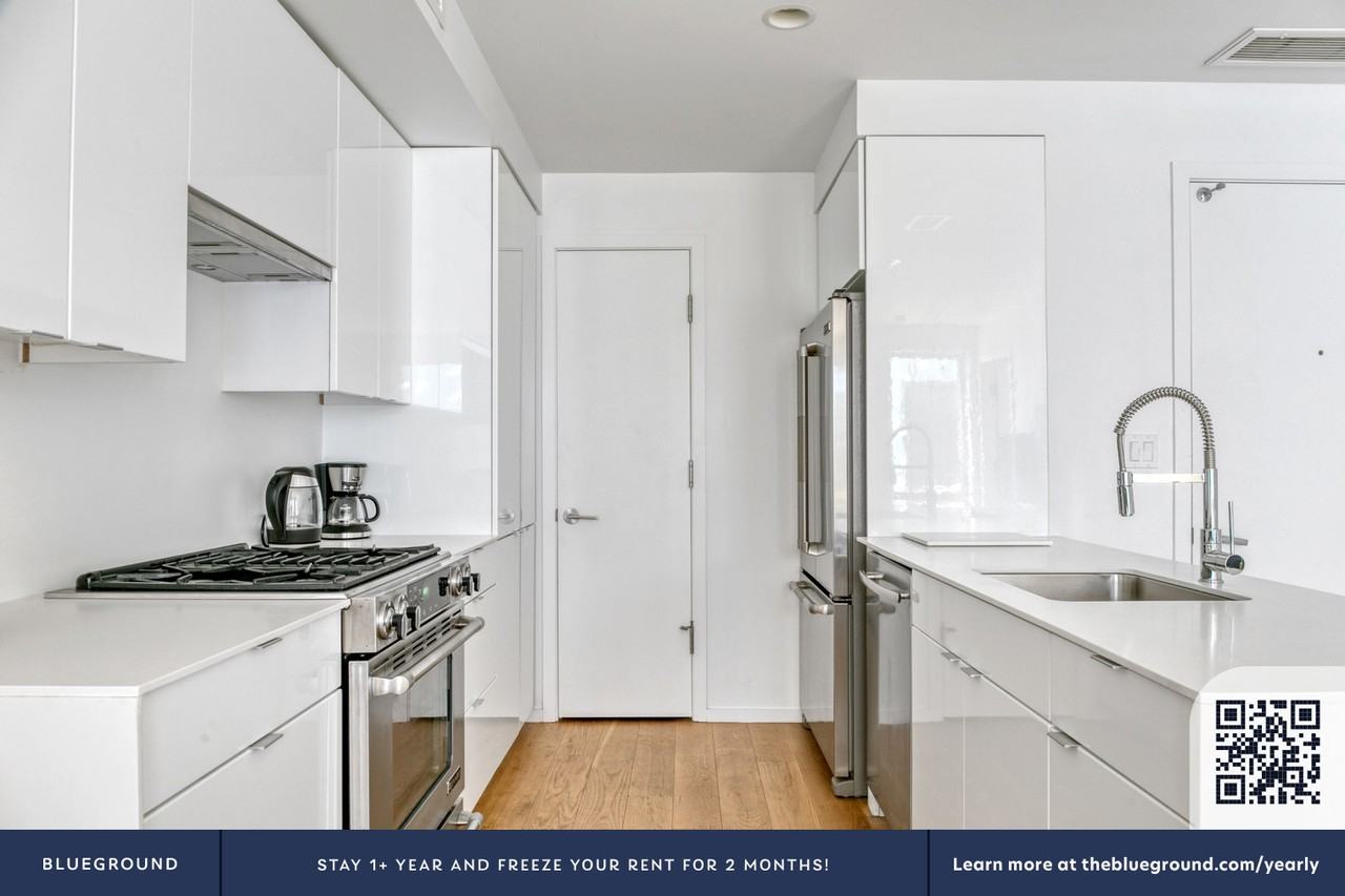 26 W Broadway #581 - Photo 7 of 27